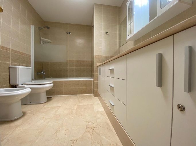 Bathroom 4, Apartment With Jacuzzi and pool access, Las Palmas