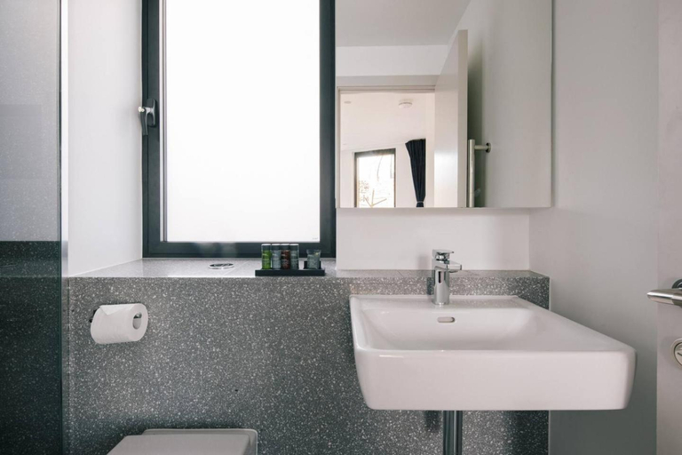 Others 4, The Interlock Apartments - Oxford St, London