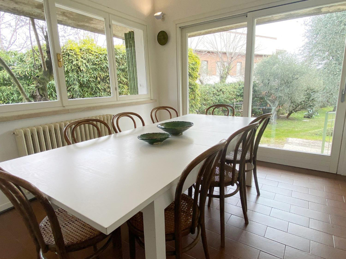 Others 5, Villa Sweet Flower - with Private Pool and Garden, Brescia