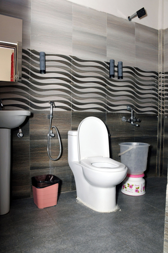 Bathroom 3, Lazo Areca Resort, Kodagu