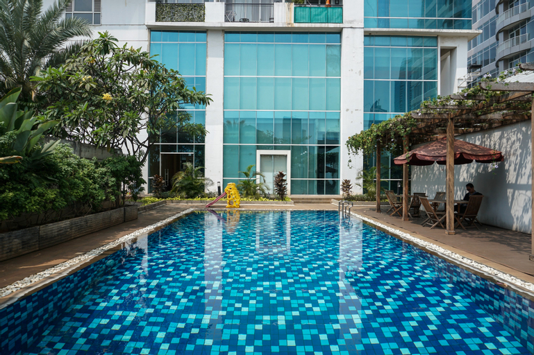 Sport & Beauty 4, Good Choice and Cozy Studio at Ambassade Kuningan Apartment By Travelio, South Jakarta