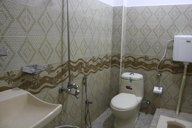Others 5, Burj Ul Bahrain, Malakand