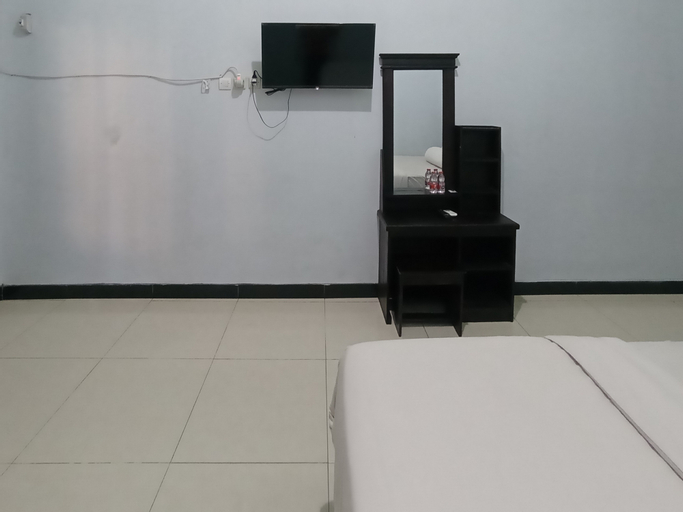 Bedroom 12
