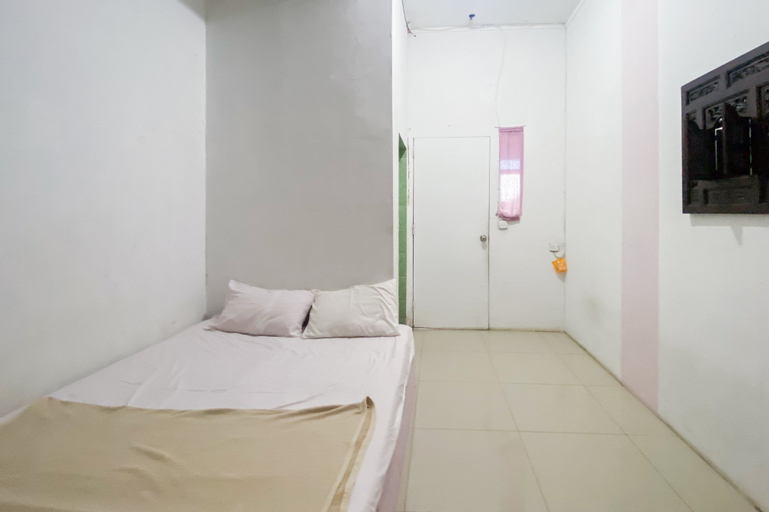 Bedroom 18