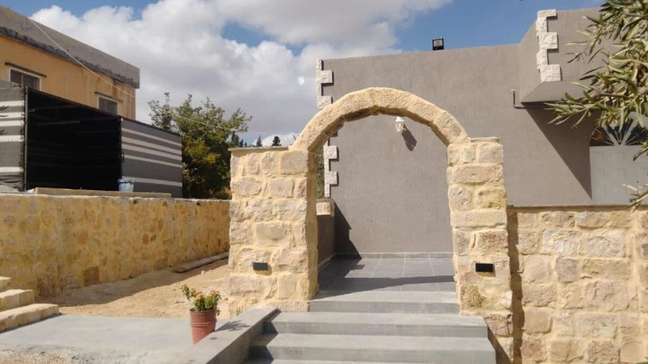 Exterior & Views 2, Wadi Al Nakhil Hostel, Shoabak