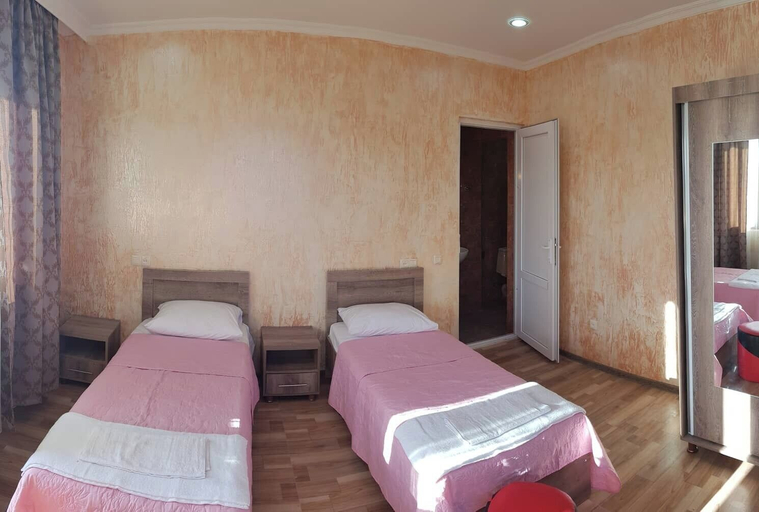 Bedroom 2, Guest house Marina, Kobuleti