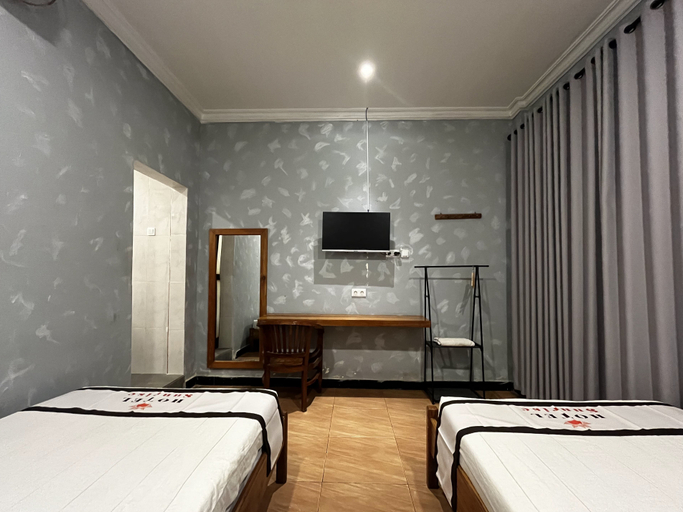 Bedroom 4, Sunrise Hotel Labuan Bajo, West Manggarai