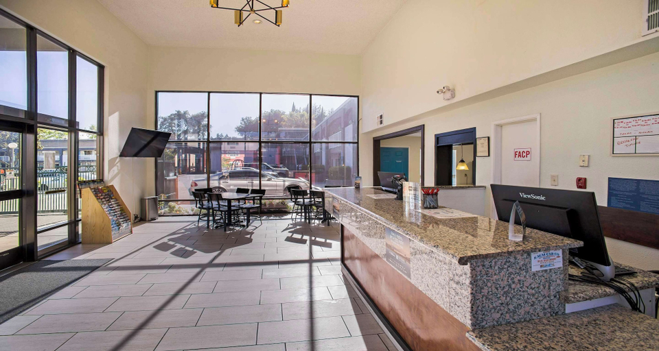 Others 5, SureStay Plus Hotel by Best Western Sacramento North, Sacramento