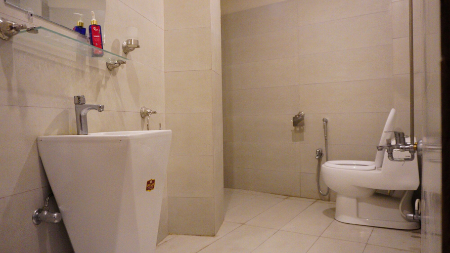 Bathroom, Point One Hotel Bahrain , Malakand