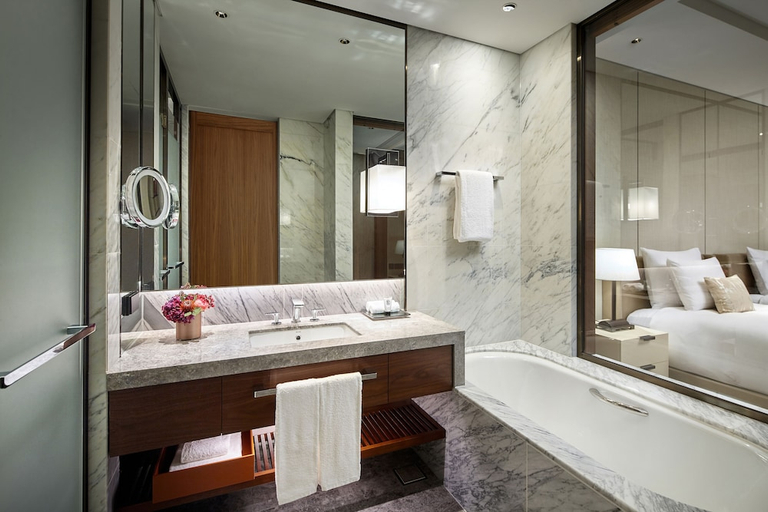 Bathroom 5, Lotte Hotel Seoul Executive Tower, Jung