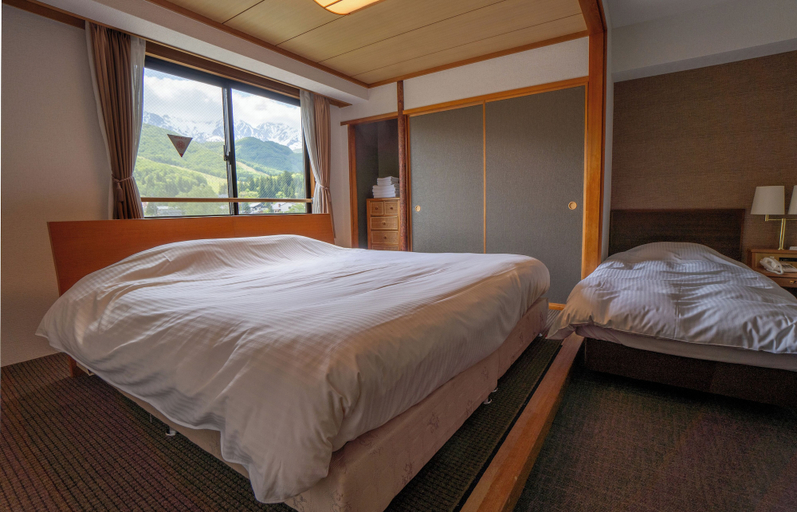 Bedroom 3, Hakuba Panorama Hotel, Hakuba