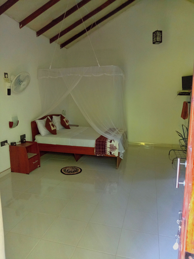 Bedroom 2, solitary resort, Ella