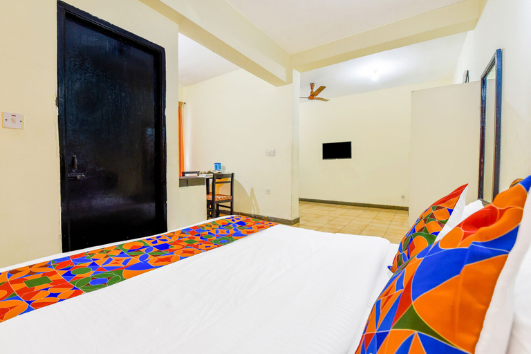 Bedroom 3, FabHotel Alor Holiday Resort, North Goa