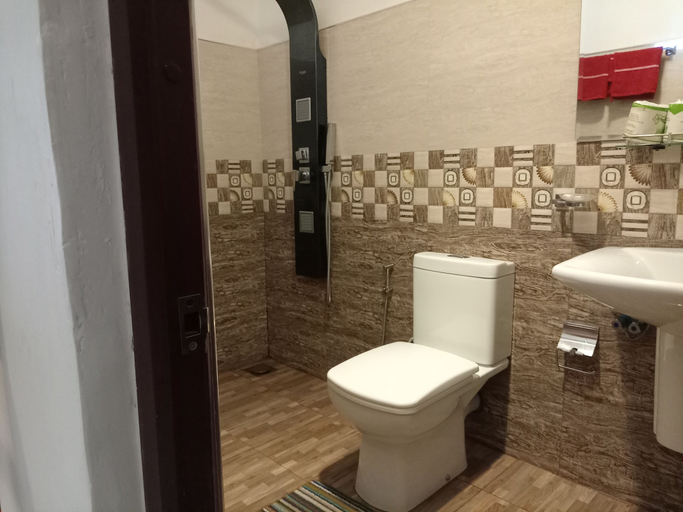 Bathroom, solitary resort, Ella