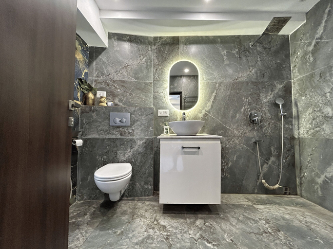 Bathroom 3, The Aster Heritage, Kolkata