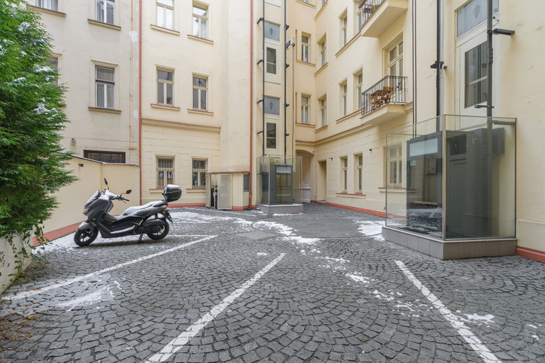 Exterior & Views, 3-bedrooms apartment in center of Prague, Praha 7