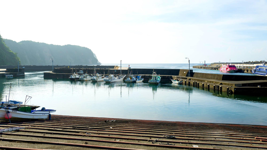 3, Yuraku Izu Oshima, Unknown7