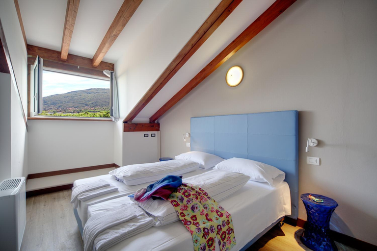 Others 5, Residence Isolino, Verbano-Cusio-Ossola