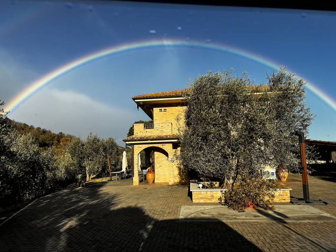 Exterior & Views 2, Agriturismo Il Crinale, Ascoli Piceno