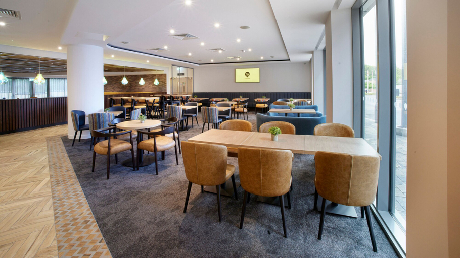 Food & Drinks 5, Tŷ Newport, Newport