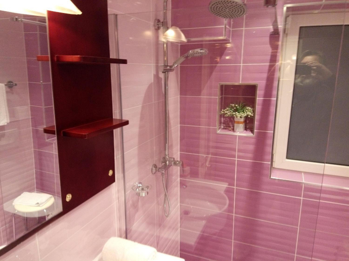 Bathroom 3, Villa Radic, Poreč