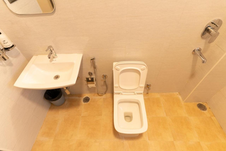 Bathroom 2, Regal Business Suites, Bangalore
