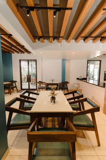 Food & Drinks 3, Regal Business Suites, Bangalore