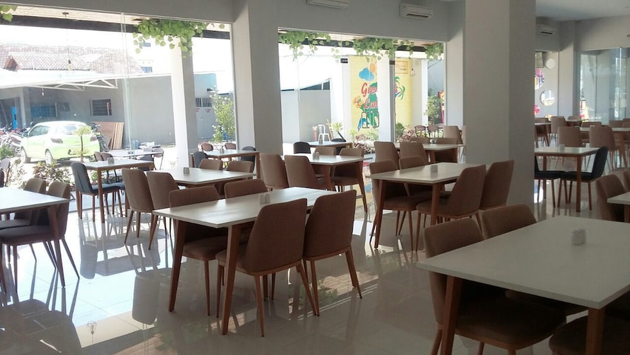 Food & Drinks 4, Urban Style by Front One, Tanggamus