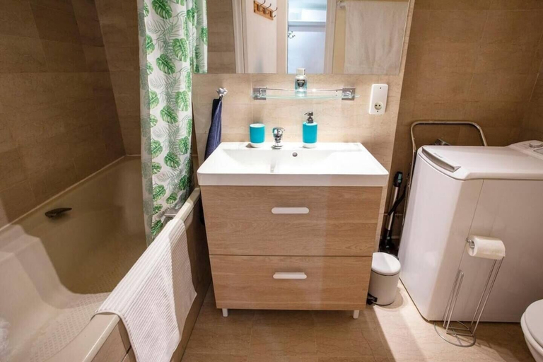 Bathroom, Marais Nest, Paris