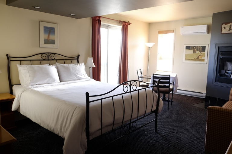 Bedroom 2, Auberge La Camarine, La Côte-de-Beaupré