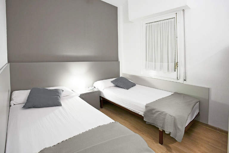 Bedroom 3, Sant Jordi Apartments Sagrada Familia, Barcelona
