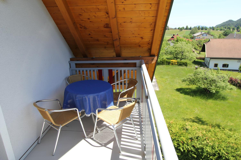 Exterior & Views 5, Ferienwohnungen Petschnig 3, Villach