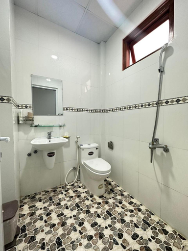 Bathroom, Guesthouse Thang Linh, Đà Lạt