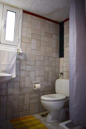 Bathroom 3, Altis Hotel, Crete