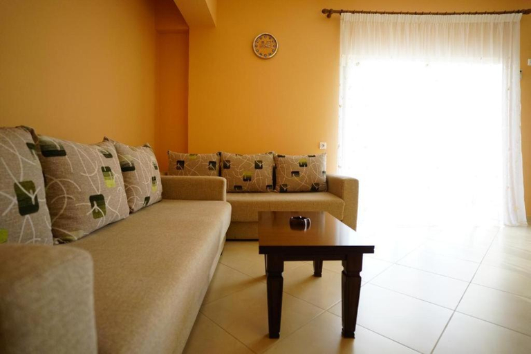 Others 2, Apartments Vila Emiliano, Sarandës