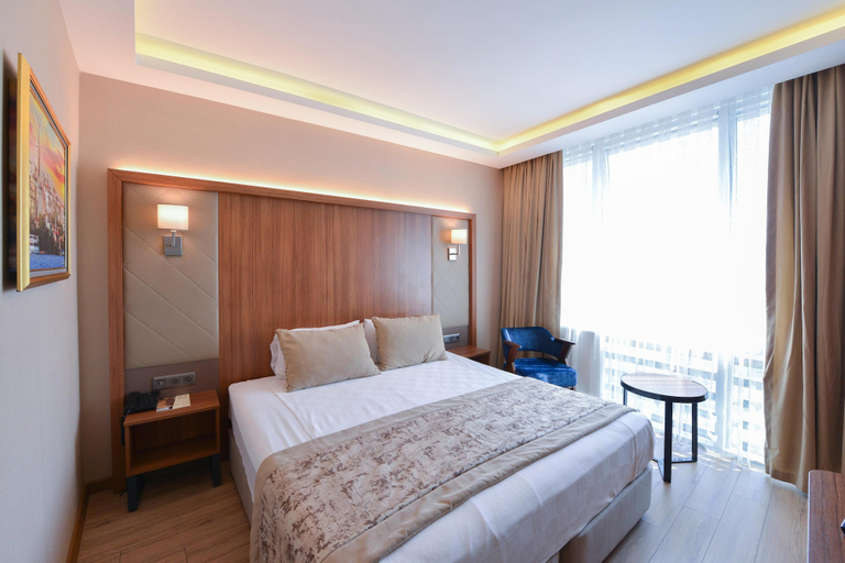 Bedroom 4, Istport Hotel, Arnavutkoy