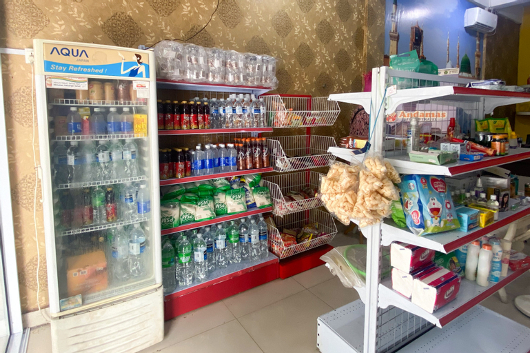 Food & Drinks, Zazezo Homestay Syariah RedPartner, Tanjung Pinang