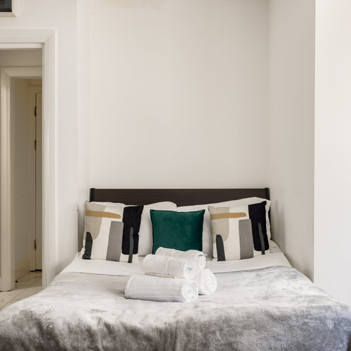 Room 3, Knightsbridge Studio by Harrods, London