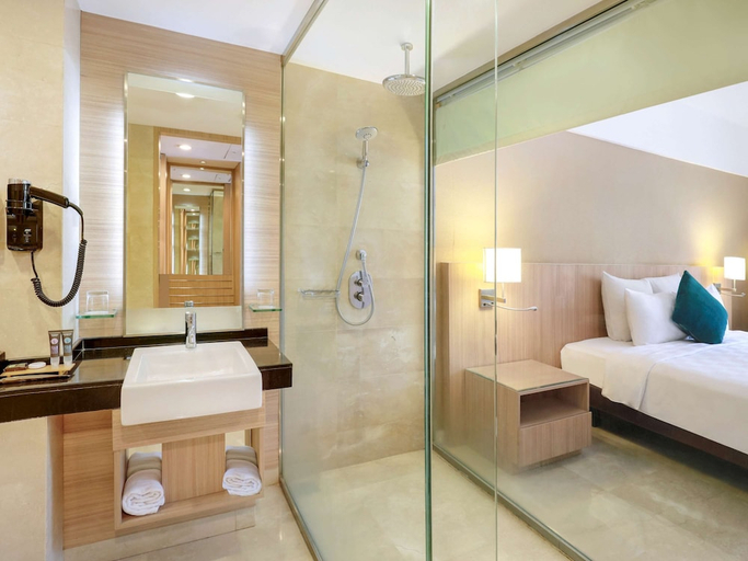 Bedroom 3, Grand Tropic Suites Hotel Surabaya (Formerly Novotel Surabaya Suites), Surabaya