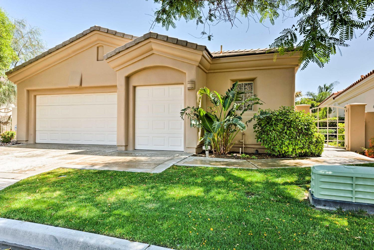 La Quinta Home on Golf Course with Pool and Hot Tub, Riverside