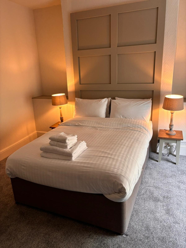 Room 5, Harleys Aberystwyth, Ceredigion