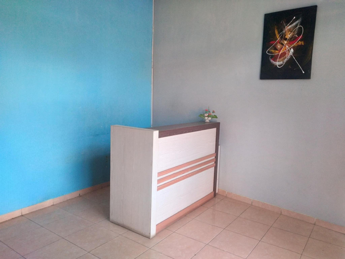 Public Area 3, RedDoorz @ DeAmartaLoka Colomadu Solo, Solo