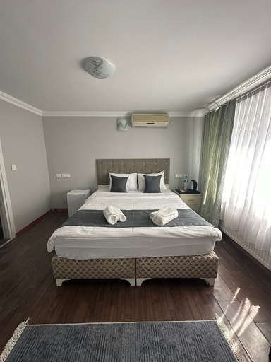 Bedroom 3, Hotel Rose Bouquets, Fatih