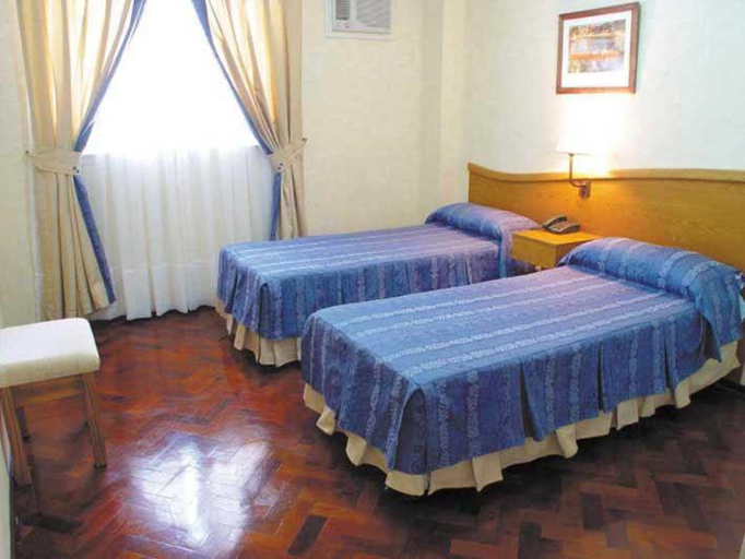 Others 3, Alcor Hotel, Capital