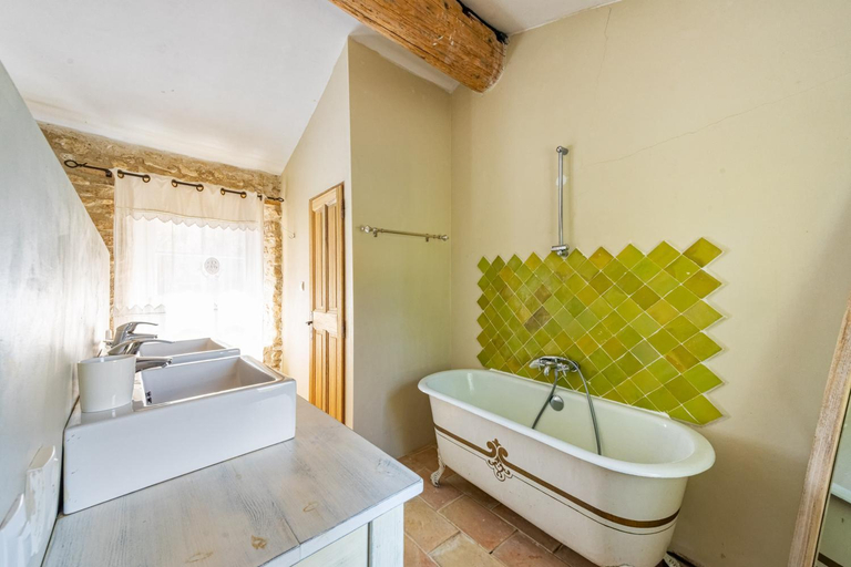 Bathroom 4, Villa spacieuse avec jardin a Saignon, Vaucluse