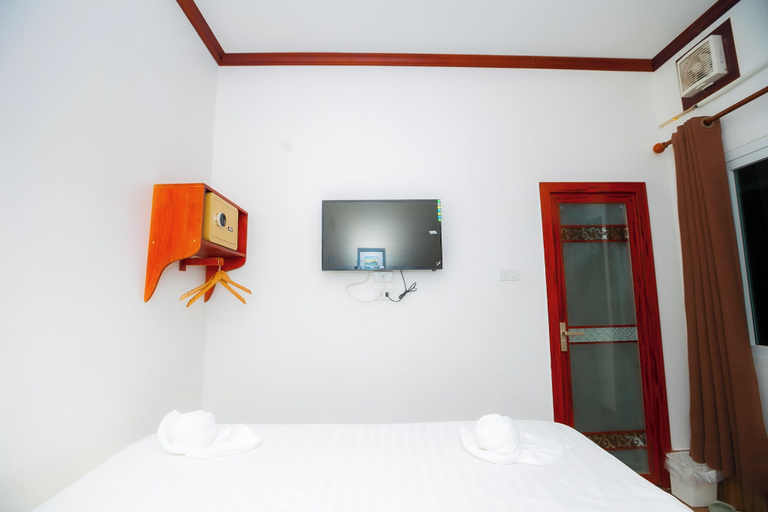 Bedroom 4, Ruby Riverside Hotel & Hostel, Vientiane