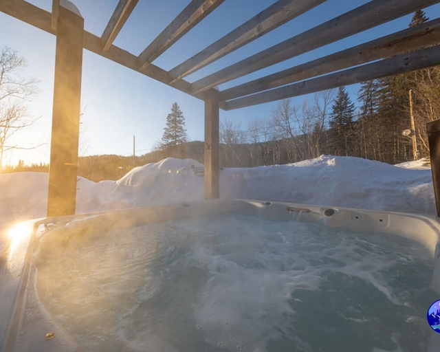 Room 2, Le St-c me- Spa-piscine- Billard - Ski Val St-c me, Matawinie