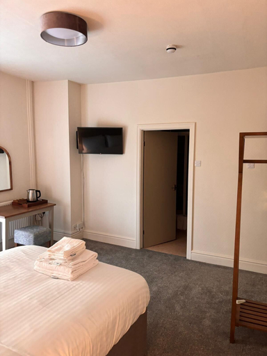 Room 4, Harleys Aberystwyth, Ceredigion