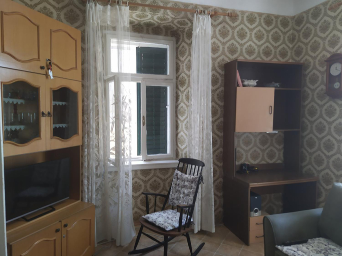 Others 4, Apartments Martinetti