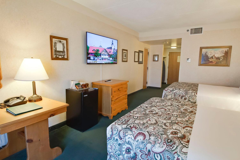 Bedroom 2, Bavarian Inn Lodge, Saginaw